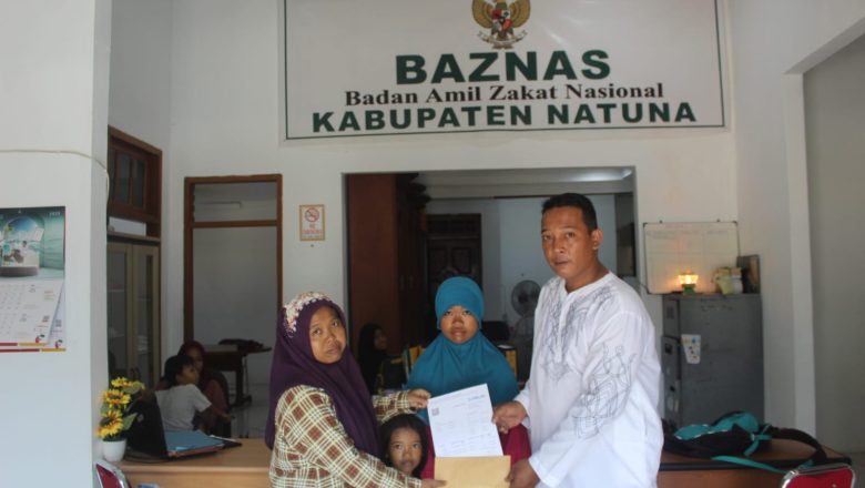 Terlantar di Natuna, seorang Ibu dan 2 Orang Anak Perempuan di Pulangkan ke Kampung Halamannya