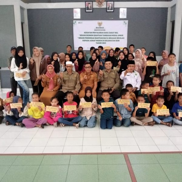 15 UMKM Serta 60 Orang Siswa SD dan SMP Subi Mendapatkan Santunan dari Baznas